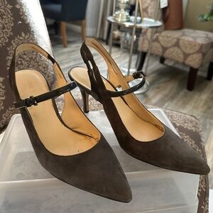 NINE WEST GRAY FAUX SUEDE/PATENT “KOOKIE” 7.5M